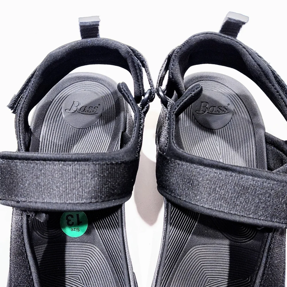 G. H. Bass Trek Sporty Sandal Black Men's Size 13 Water Shoes Adjustable New